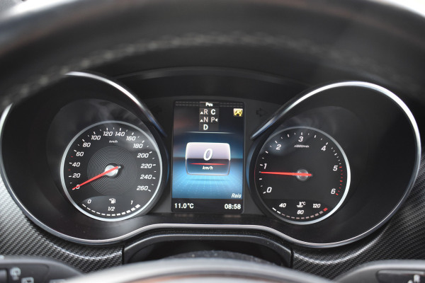 Mercedes-Benz V-Klasse 300d Lang DC Avantgarde Luchtvering Camera afneembare Trekhaak Carplay Stoelverwarming/koeling