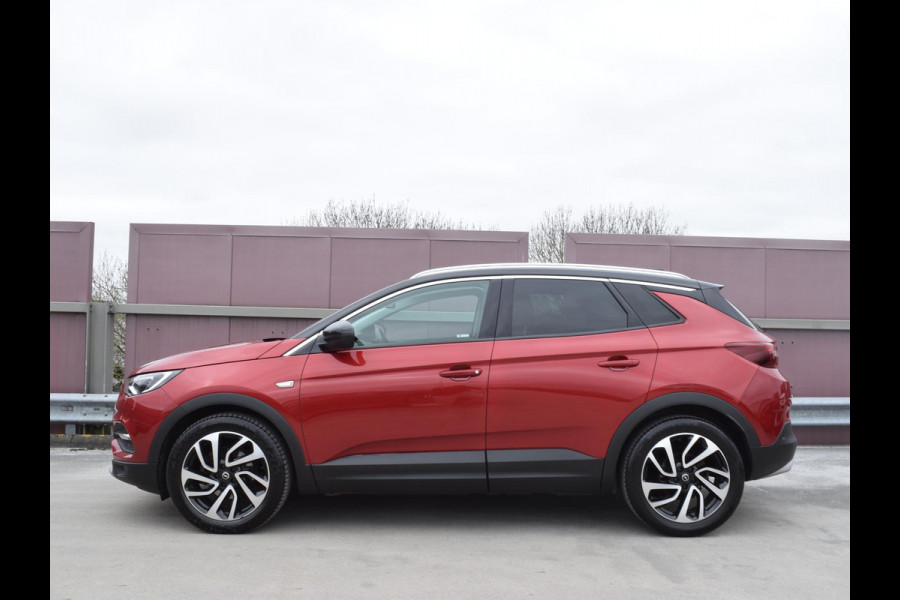 Opel Grandland X 1.2 Turbo Innovation 19" LM VELGEN | LEDEREN BEKLEDING | STOELVERKOELING | STOELVERWARMING| CARPLAY | ACHTERUITRIJCAMERA MET SENSOREN | E.C.C. | WINTERPAKKET |