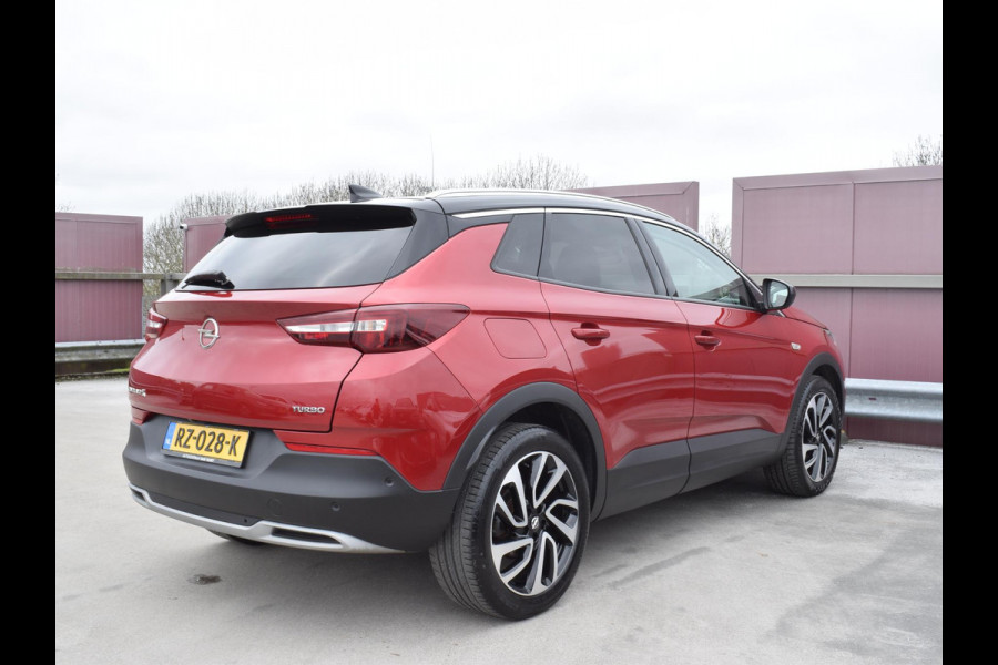 Opel Grandland X 1.2 Turbo Innovation 19" LM VELGEN | LEDEREN BEKLEDING | STOELVERKOELING | STOELVERWARMING| CARPLAY | ACHTERUITRIJCAMERA MET SENSOREN | E.C.C. | WINTERPAKKET |