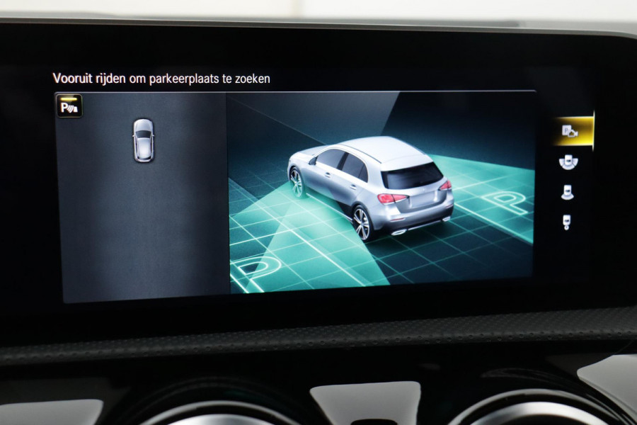 Mercedes-Benz A-Klasse 180 Business Solution AMG (PANORAMADAK, NAVIGATIE, STOELVERWARMING, CAMERA, 1e EIGENAAR, GOED ONDERHOUDEN)