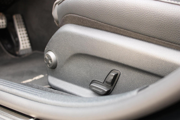 Mercedes-Benz E-Klasse 300e AMG Business Sol. Burmester 360Camera Winterpakket DigitaalCockpit