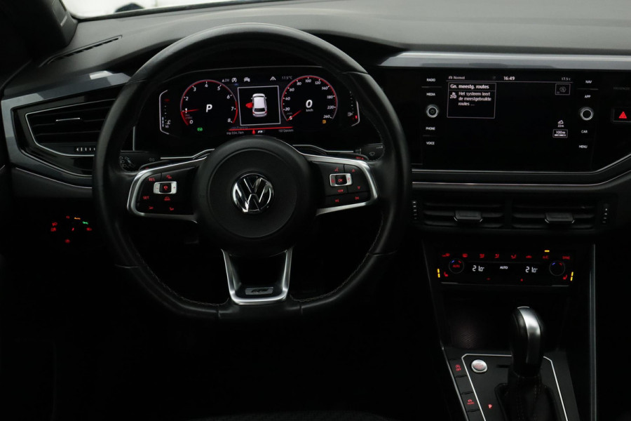 Volkswagen Polo 1.0 TSI Highline Business R Automaat (PANORAMADAK, DIGITALE COCKPIT, STOELVERWARMING, CAMERA, NAVI, CARPLAY)