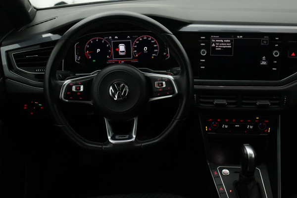 Volkswagen Polo 1.0 TSI Highline Business R Automaat (PANORAMADAK, DIGITALE COCKPIT, STOELVERWARMING, CAMERA, NAVI, CARPLAY)