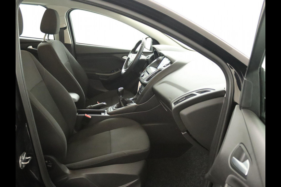 Ford FOCUS Wagon 1.0 Lease Edition NAVI | Bluetooth | dealer onderhouden