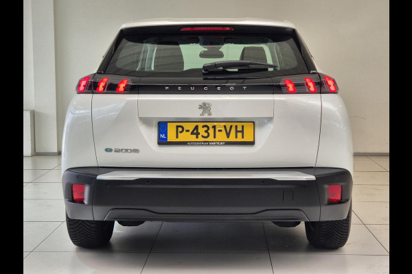 Peugeot e-2008 EV Active Pack 50 kWh | Navigatie | Parkeersensoren achter | Keyless start | Apple Carplay/Android Auto | All Season |