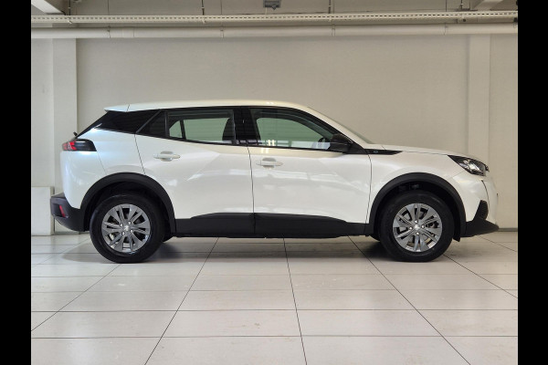 Peugeot e-2008 EV Active Pack 50 kWh | Navigatie | Parkeersensoren achter | Keyless start | Apple Carplay/Android Auto | All Season |