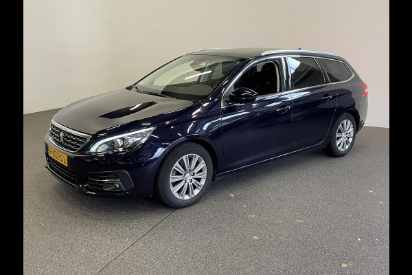 Peugeot 308 SW 1.2 PureTech 130 pk Aut. Blue Lease Premium Airco|ECC Navi PDC VA + Camera Full LED Panoramadak Trekhaak Comfortstoel+Massage Distributieriem vervangen bij 93891 km!