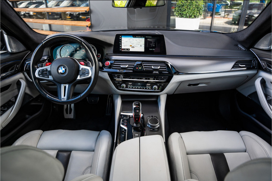 BMW 5 Serie M5 F90 - Panorama | Bowers&Wilkins | Softclose | HUD