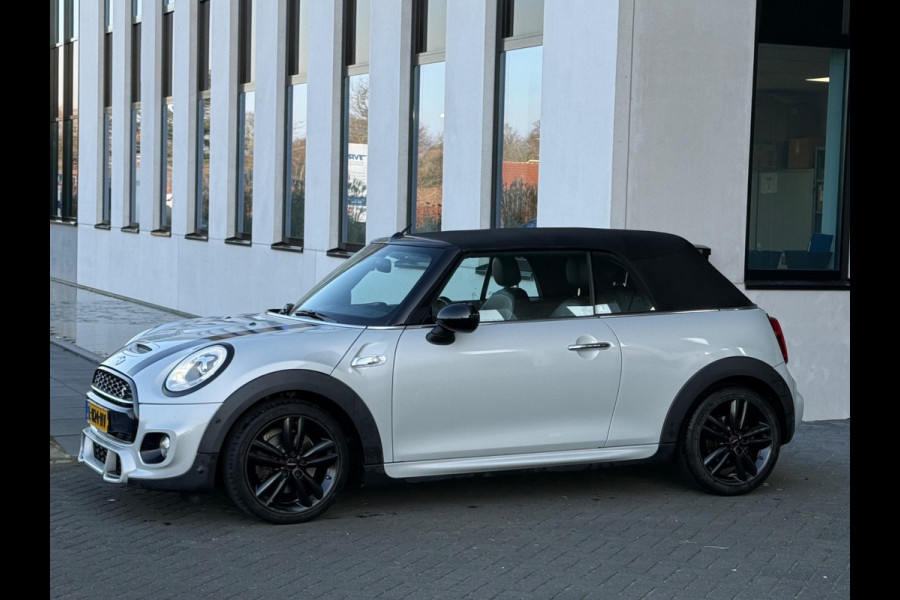 MINI Cabrio 2.0 Cooper S 192 pk automaat John cooper works, leder, led, achteruitrijcamera, vele opties