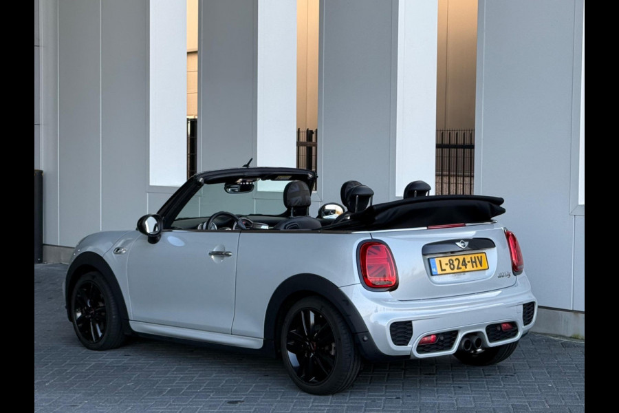 MINI Cabrio 2.0 Cooper S 192 pk automaat John cooper works, leder, led, achteruitrijcamera, vele opties