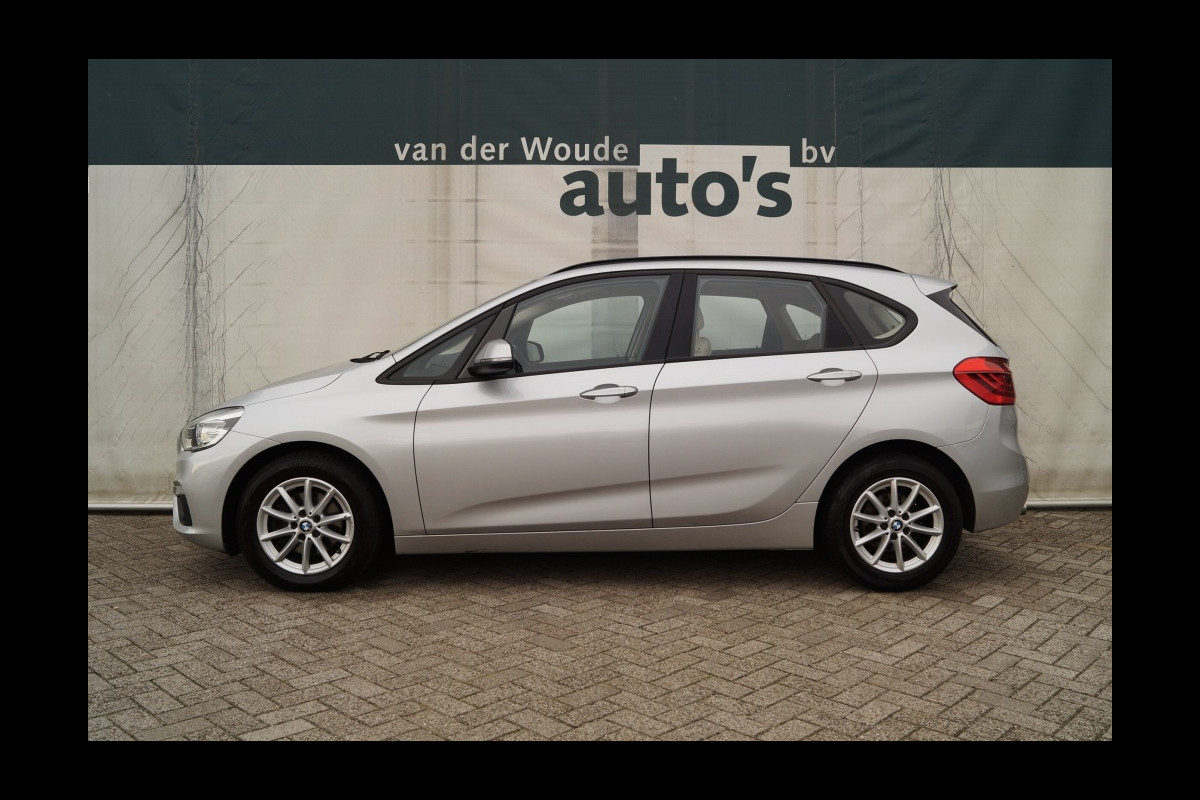 BMW 2 Serie 218d 150pk Automaat Executive -LEER-NAVI-LED-PDC-ECC-