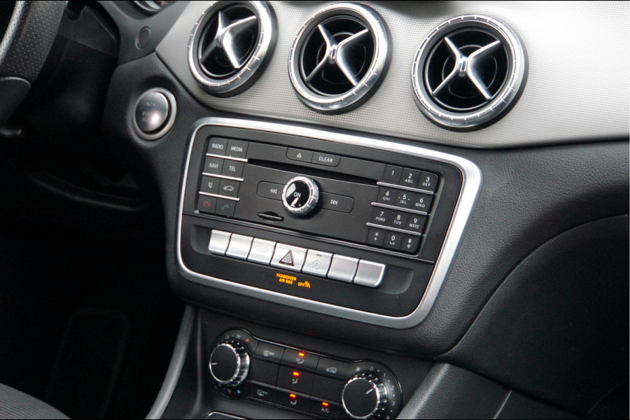 Mercedes-Benz CLA-Klasse Shooting Brake CLA 180 SB | Carplay Navigatie Camera