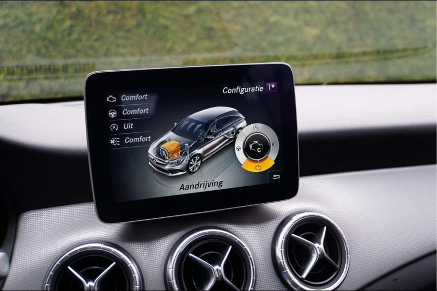 Mercedes-Benz CLA-Klasse Shooting Brake CLA 180 SB | Carplay Navigatie Camera