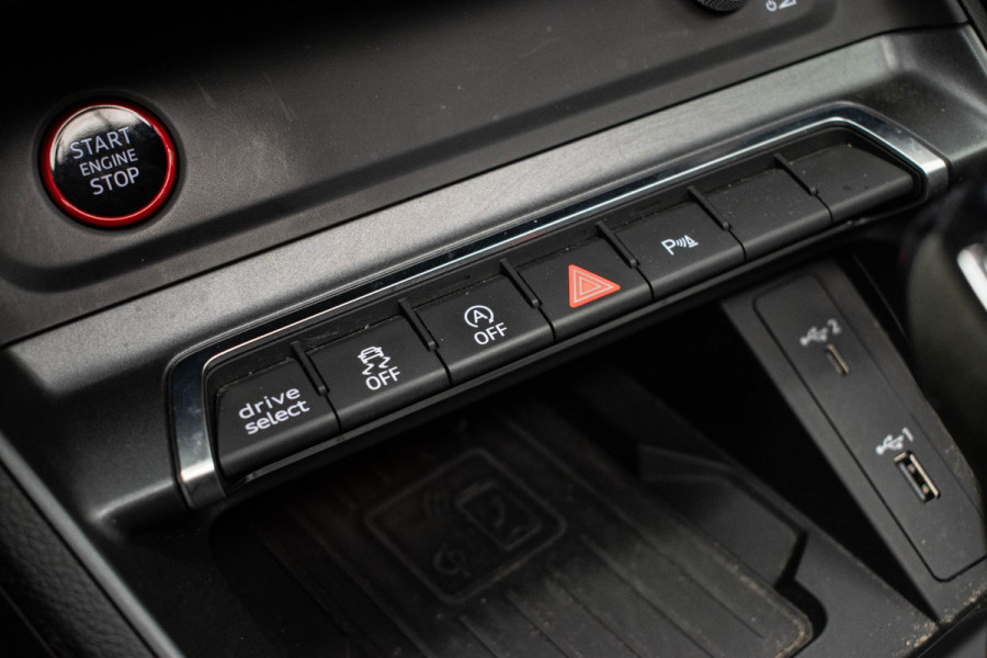 Audi RSQ3 Sportback TFSI |Pano|B&O|RS Seats|Ambient|Adaptive|