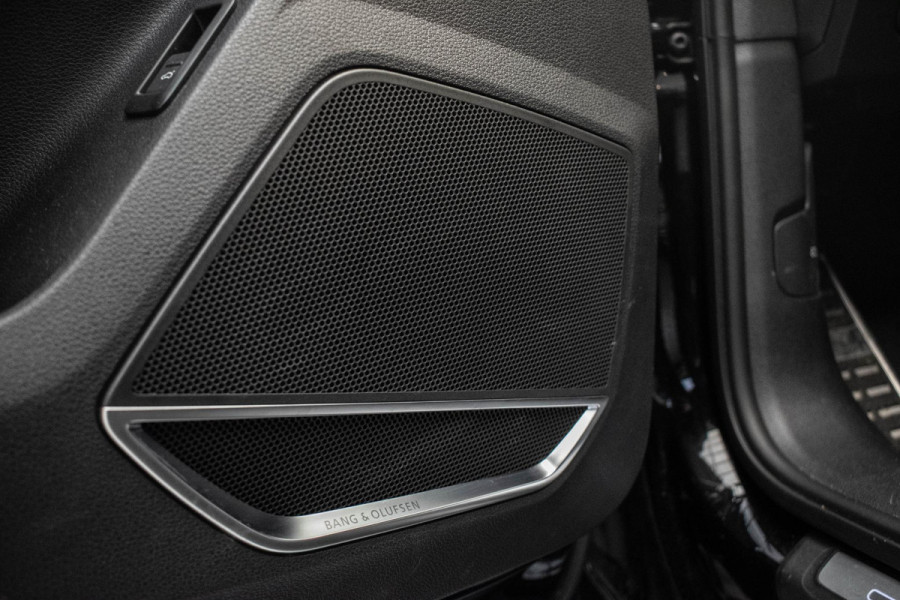 Audi RSQ3 Sportback TFSI |Pano|B&O|RS Seats|Ambient|Adaptive|