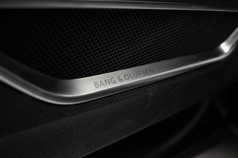 Audi RSQ3 Sportback TFSI |Pano|B&O|RS Seats|Ambient|Adaptive|