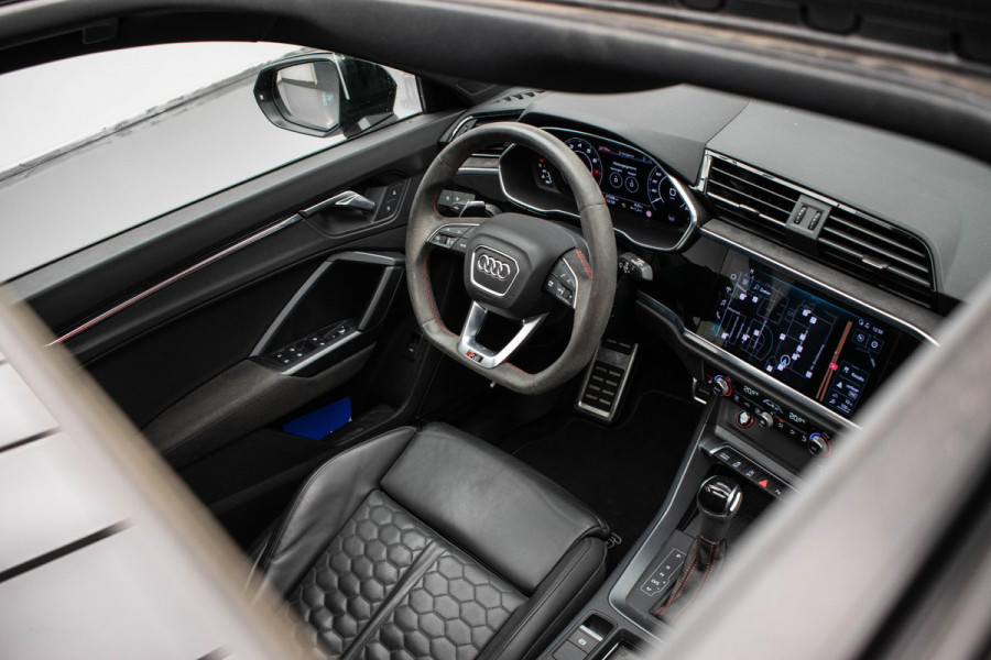 Audi RSQ3 Sportback TFSI |Pano|B&O|RS Seats|Ambient|Adaptive|
