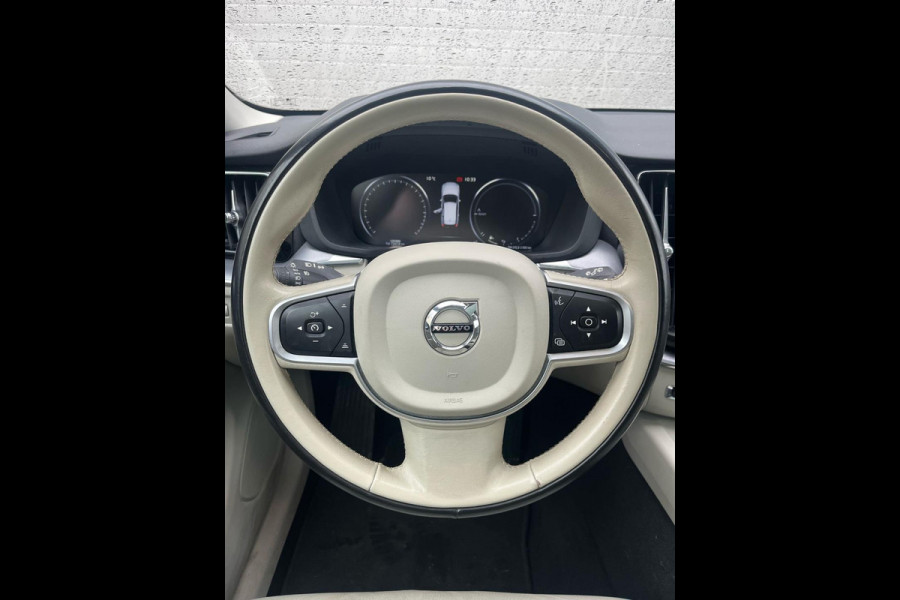 Volvo XC60 2.0 T8 Plug-in Hybrid Inscription Luxe AWD