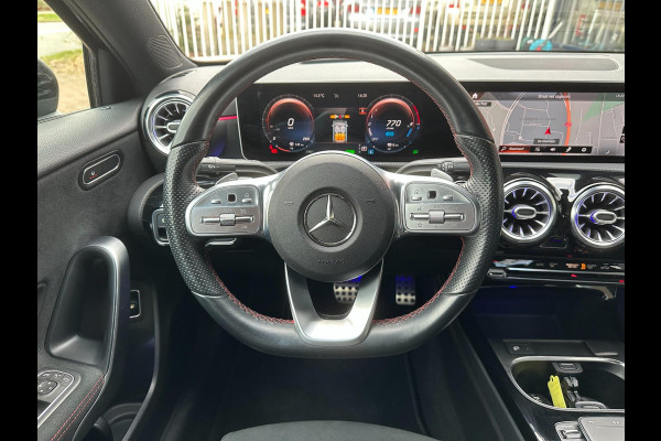 Mercedes-Benz A-Klasse 250 e AMG | HUD | Sfeer | Camera