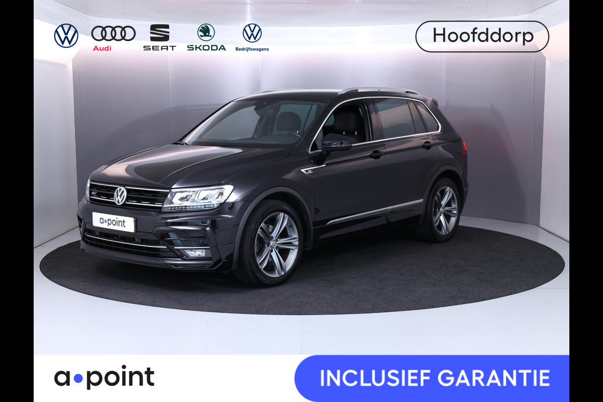 Volkswagen Tiguan 1.5 TSI Comfortline Business 130pk 6bak/ Rline-ext| trekhaak|Navi| 19'LM-velgen| digital display