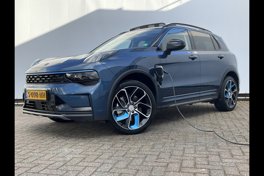 Lynk & Co 01 1.5 PHEV 262pk 360cam Trekhaak Pano ACC Stoelverw Elek-klep Plug-In