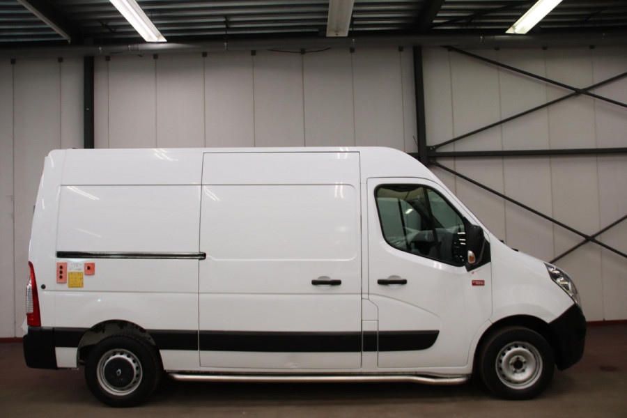 Renault Master T35 2.3 dCi L2H2 AUTOMAA MET LAADKLEP LIFT