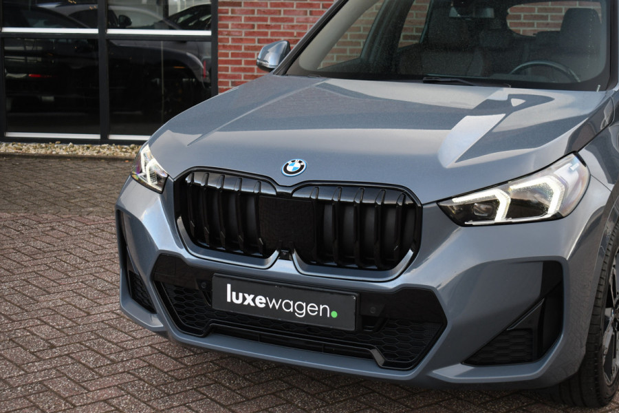 BMW X1 xDrive30e M-Sport Plus Pano ACC HUD 360-cam 19inch