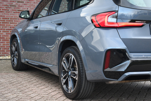 BMW X1 xDrive30e M-Sport Plus Pano ACC HUD 360-cam 19inch