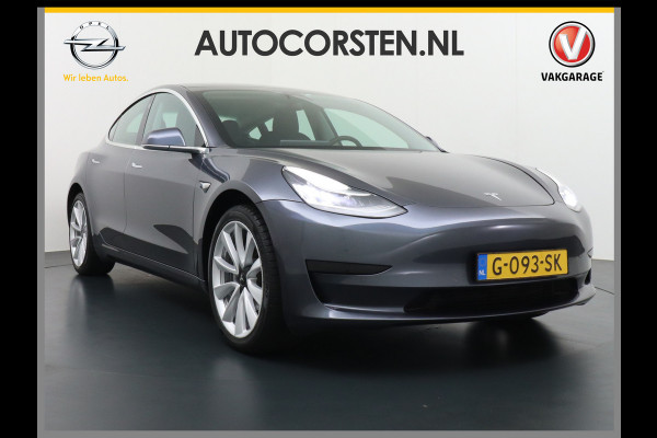 Tesla Model 3 SR+60kWh 325PK 19" AutoPilot Leer PanoDak Adaptive cruise Camera's Elektr.-Stuur+Stoelen+Spiegels+Geheugen+Easy-Entry+Verwarmde  Ecc Navigatiesysteem full map LED-a+v Comfortstoel(en) ACC Dual-ECC DAB Voorverwarmen interieur via App Keyless via Telefoonsleutel One-Pedal-Drive Orig. nlse auto tot 11kw laden thuis ! Garantie Accu tot  14-12-2027 max 160.000km 1584kg licht!