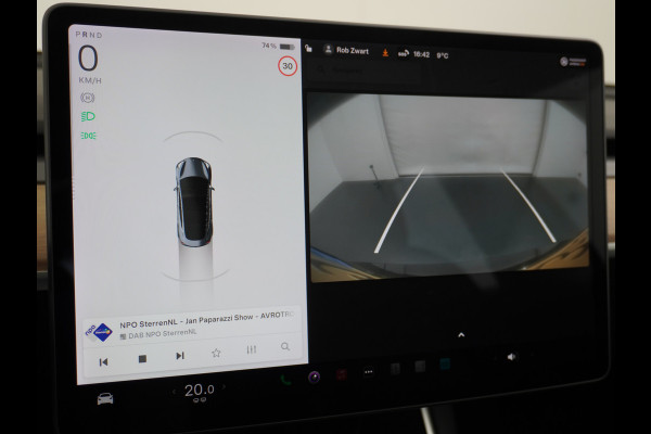 Tesla Model 3 SR+60kWh 325PK 19" AutoPilot Leer PanoDak Adaptive cruise Camera's Elektr.-Stuur+Stoelen+Spiegels+Geheugen+Easy-Entry+Verwarmde  Ecc Navigatiesysteem full map LED-a+v Comfortstoel(en) ACC Dual-ECC DAB Voorverwarmen interieur via App Keyless via Telefoonsleutel One-Pedal-Drive Orig. nlse auto tot 11kw laden thuis ! Garantie Accu tot  14-12-2027 max 160.000km 1584kg licht!