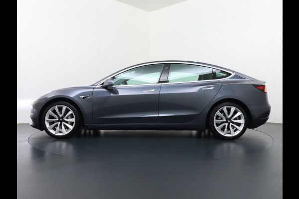 Tesla Model 3 Long Range 75kWh 2020 463PK 19" Mistl. Full-Self-Driving-Computer 3 Telefoon-Sleutel Premium Audio 4wd Lmv AutoPilot Panoramadak Stoel en achterbank verwarming Keyless Electr.Stoelen+Memory+Easy-Entry WiFi Origineel Nederlandse auto Grootste accu, Tot 16,5kwh thuis laden. Accu garantie tot 13-01-2028 / 192.000km