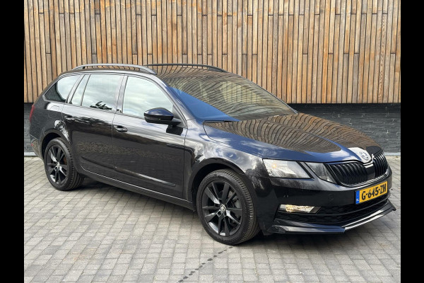 Škoda Octavia Combi 1.5 TSI Greentech Sport Business Automaat | Cruise control | Climate control | Trekhaak | Parkeersensoren achter | Zwart o