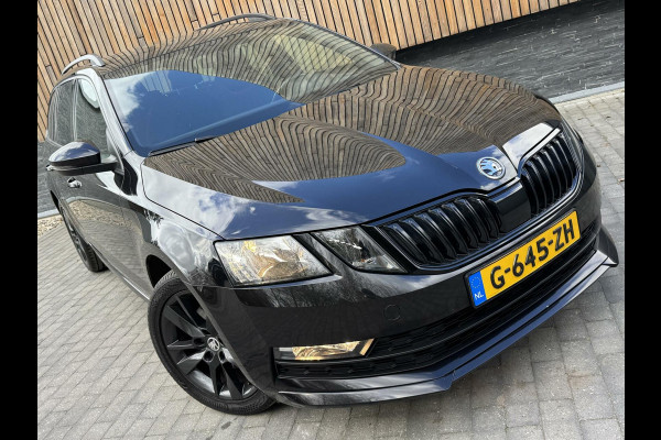 Škoda Octavia Combi 1.5 TSI Greentech Sport Business Automaat | Cruise control | Climate control | Trekhaak | Parkeersensoren achter | Zwart o