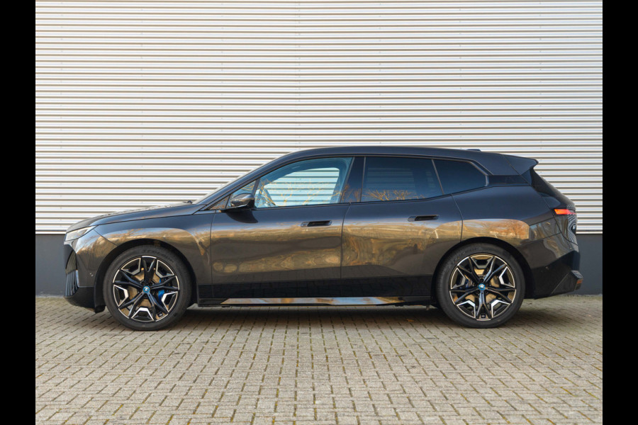 BMW iX xDrive50 - Driving Ass Prof - Sportpakket - Harman Kardon - Laserlight