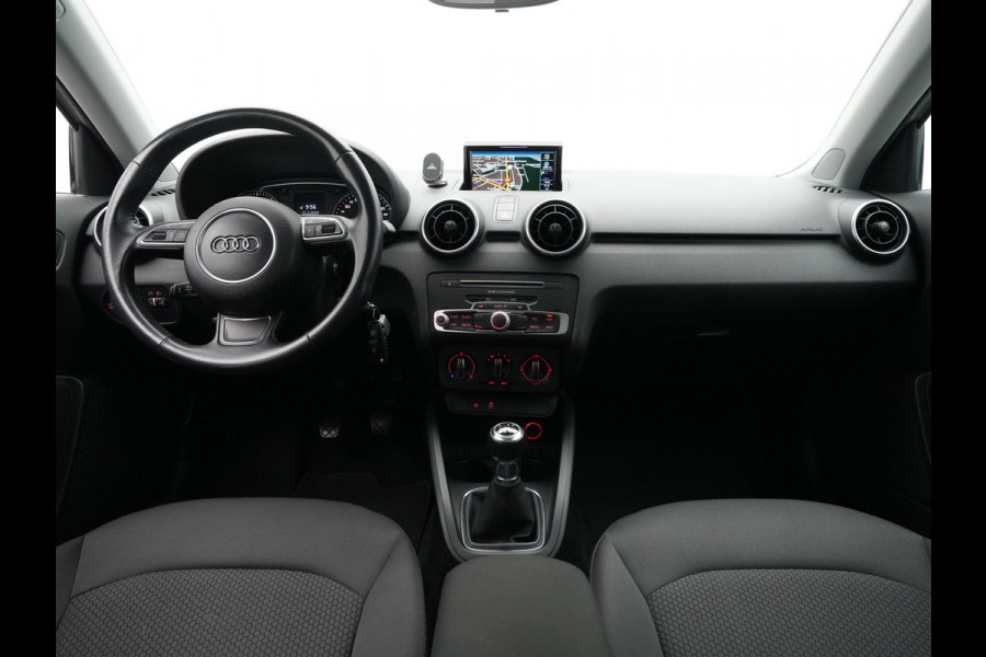 Audi A1 Sportback 1.0 TFSI 95pk S-Line Navigatie Cruise Airco Lm Velgen 100