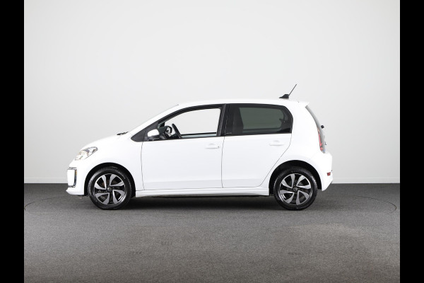 Volkswagen e-Up! e-up! Style Active 83 pk | Navigatie via App | Autom. airco | Cruise control | Achteruitrijcamera | Stoelverwarming | All Season banden |