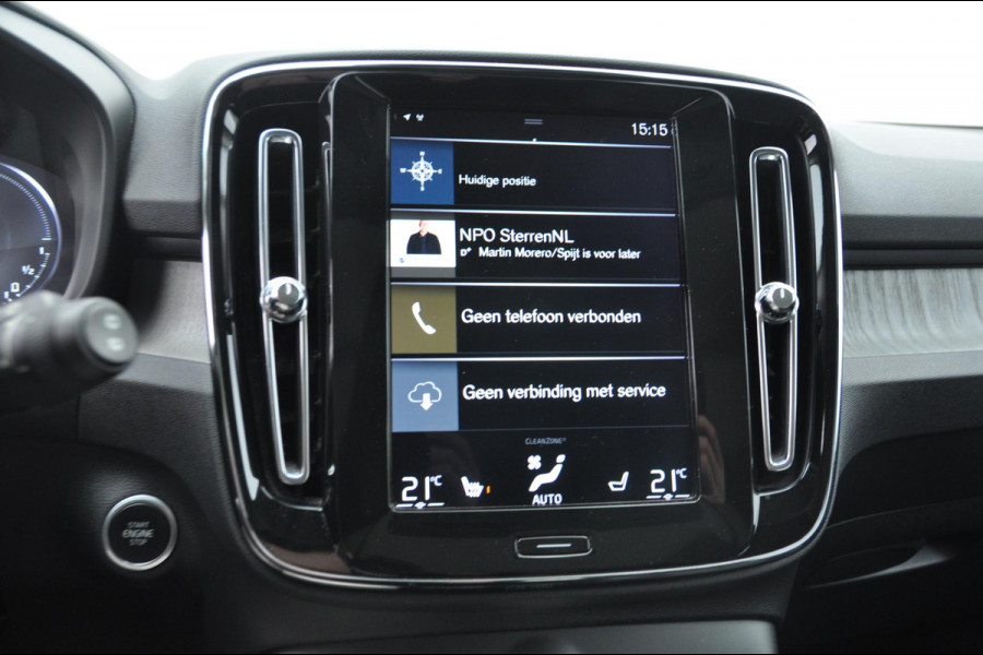 Volvo XC40 T5 252PK Automaat Recharge Inscription / Panoramadak / Trekhaak / Stoelverwarming voor / Adaptive cruise control / Pilot assist / Lederen bekleding / 360 Camera / Apple carplay / Android auto /