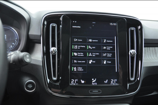 Volvo XC40 T5 252PK Automaat Recharge Inscription / Panoramadak / Trekhaak / Stoelverwarming voor / Adaptive cruise control / Pilot assist / Lederen bekleding / 360 Camera / Apple carplay / Android auto /