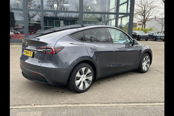 Tesla Model Y Long Range AWD 75 kWh ORIG. NL. NAP KM. | AUTOPILOT | LEDER | PANO