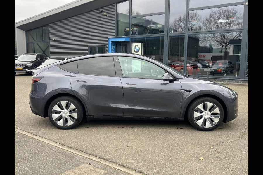 Tesla Model Y Long Range AWD 75 kWh ORIG. NL. NAP KM. | AUTOPILOT | LEDER | PANO