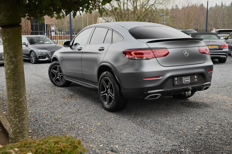 Mercedes-Benz GLC Coupé 300e 4MATIC Business Solution AMG Dealer o.h 320 PK Trekhaak Camera 19''