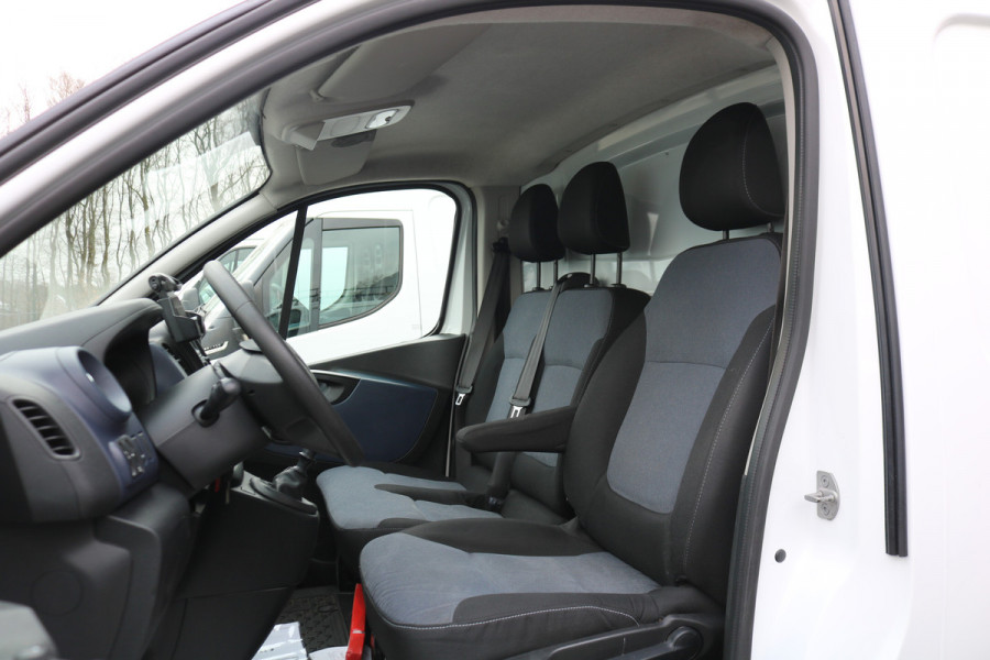 Opel Vivaro 1.6 CDTI 120pk L1 H1 Airco Imperiaal Trekhaak