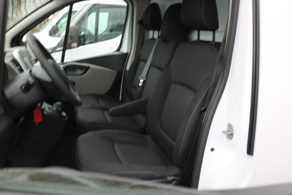 Nissan NV300 1.6 dCi 125pk L2 H1 Airco Navigatie Trekhaak