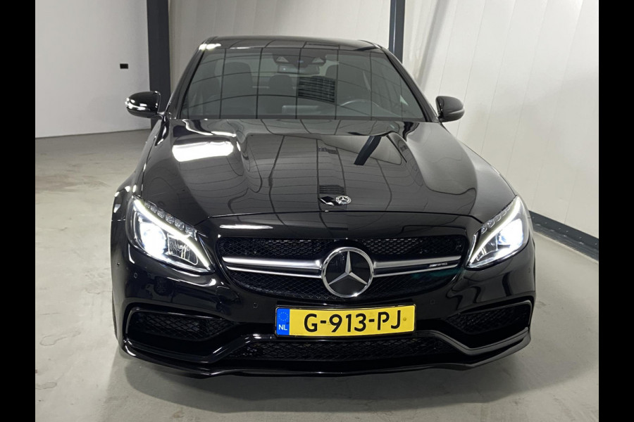 Mercedes-Benz C-Klasse 63 AMG *ACTIVE CRUISE*CAMERA*NAVI*LED*DODEHOEK*