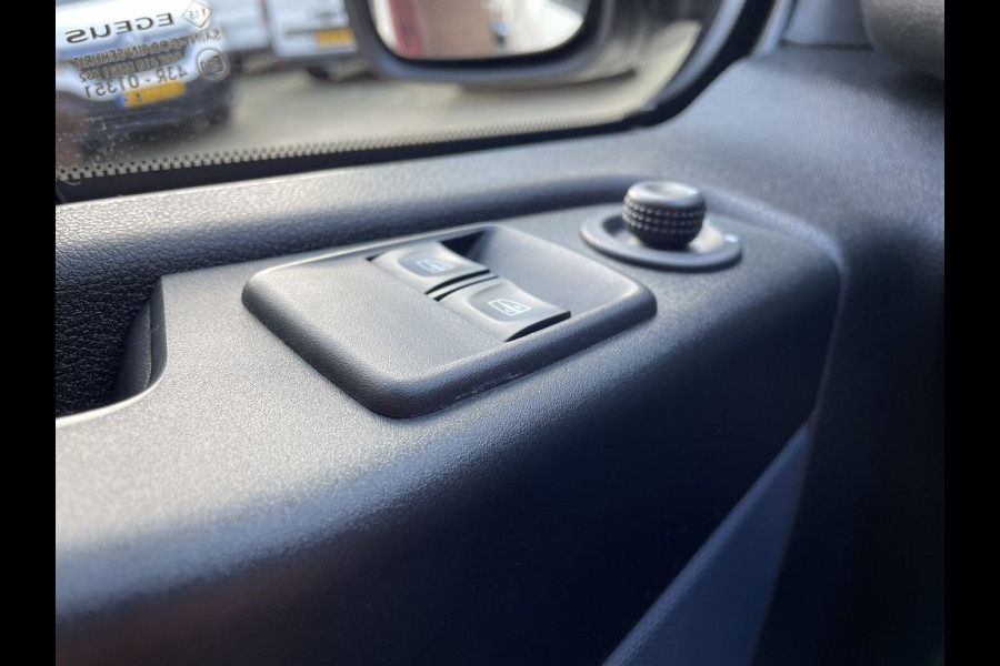 Opel Vivaro 1.6 CDTI 126pk E6 L2 Edition BPM Vrij! Lease €290 p/m, Trekhaak, Inrichting, Imperiaal, Airco, Navi, PDC, Cruise controle, Onderhoudshistorie aanwezig