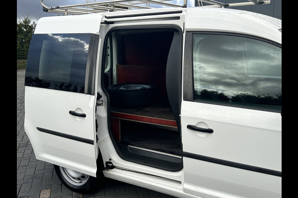 Volkswagen Caddy 1.4 TSI AUTOMAAT / BENZINE !! / BPM VRIJ / 1e EIG. / TREKHAAK / AIRCO / CRUISE / NAVI