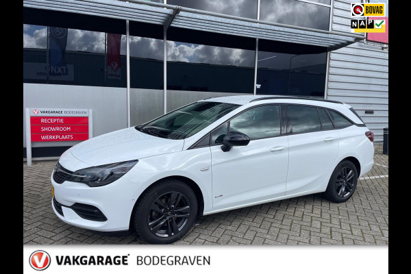 Opel Astra Sports Tourer 1.2 Design & Tech / camera / trekhaak