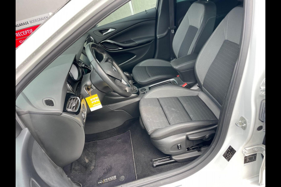Opel Astra Sports Tourer 1.2 Design & Tech / camera / trekhaak