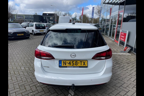 Opel Astra Sports Tourer 1.2 Design & Tech / camera / trekhaak