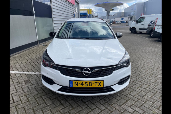 Opel Astra Sports Tourer 1.2 Design & Tech / camera / trekhaak